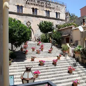 Oda ve Kahvaltı Duomo Di ***